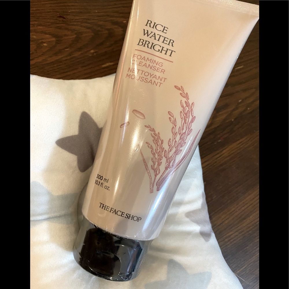 The Face Shop Rice Water Bright Cleansing Foam